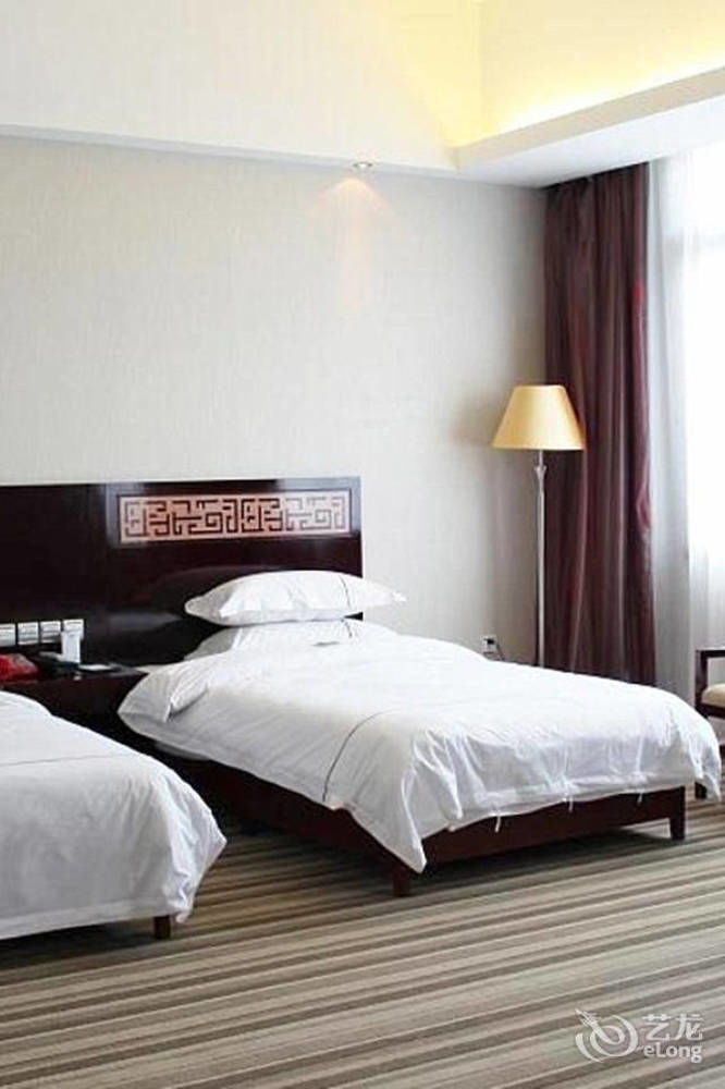 Jishou Heyi Hotel Fenghuang Kültér fotó